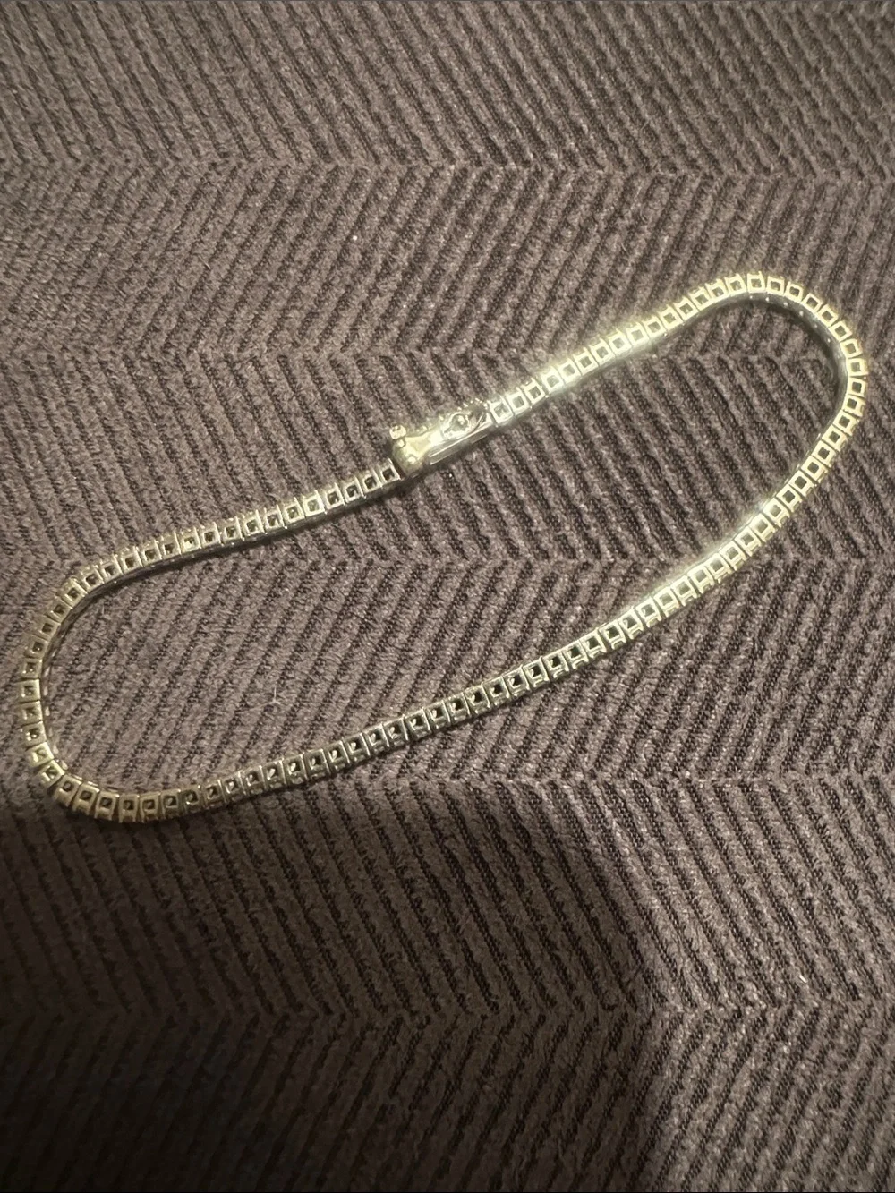 14 K White Gold 1 carat TW Natural Diamond tennis bracelet.